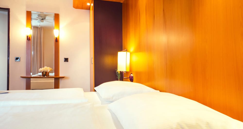 Victor's Residenz-Hotel Frankenthal 8/32