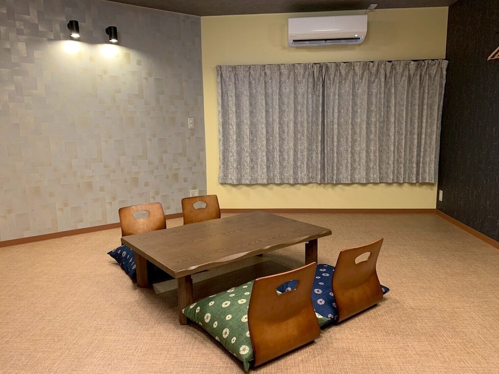 Hotel Tsukushi 23/50
