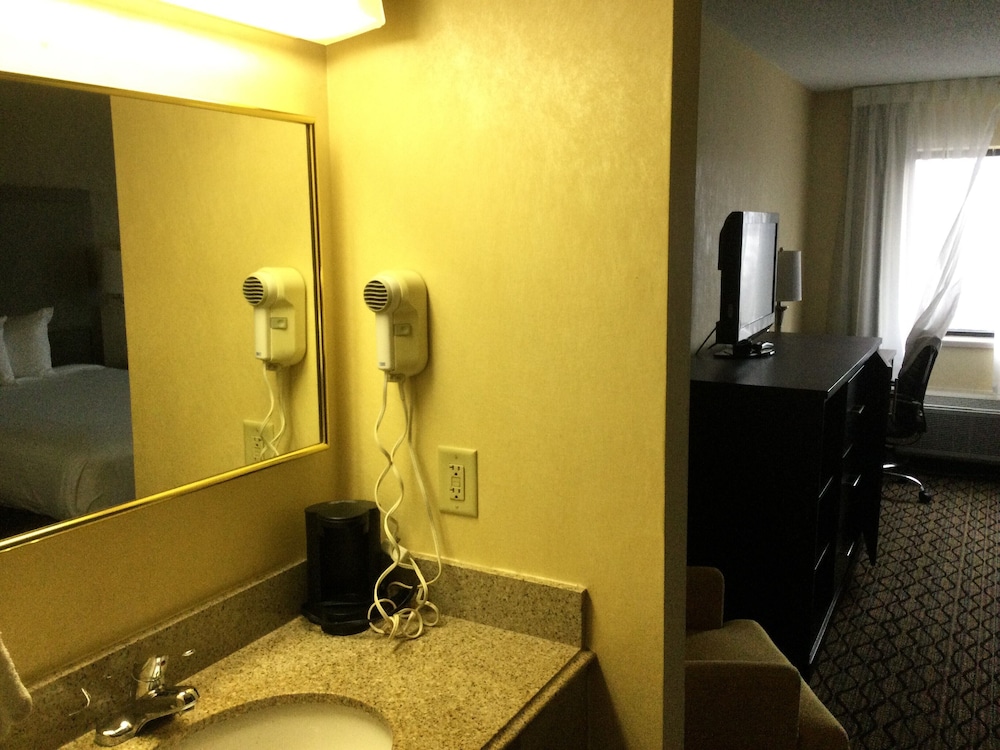 Baymont By Wyndham Bridgeport Frankenmuth 50/59