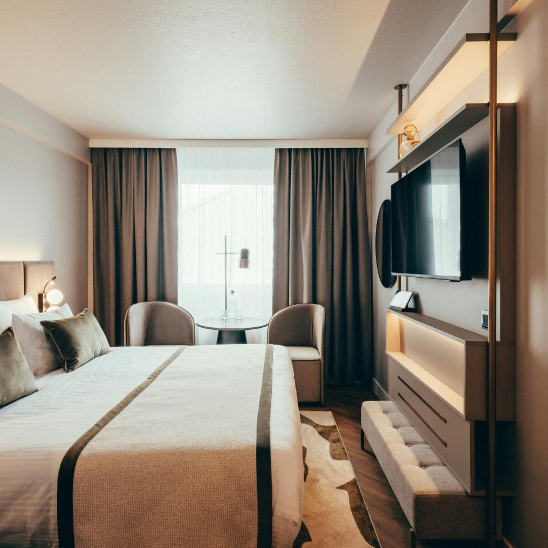 غرفة سوبيريور بسرير مزدوج أو سريرين منفصلين، Leonardo Hotel Koln 3/10