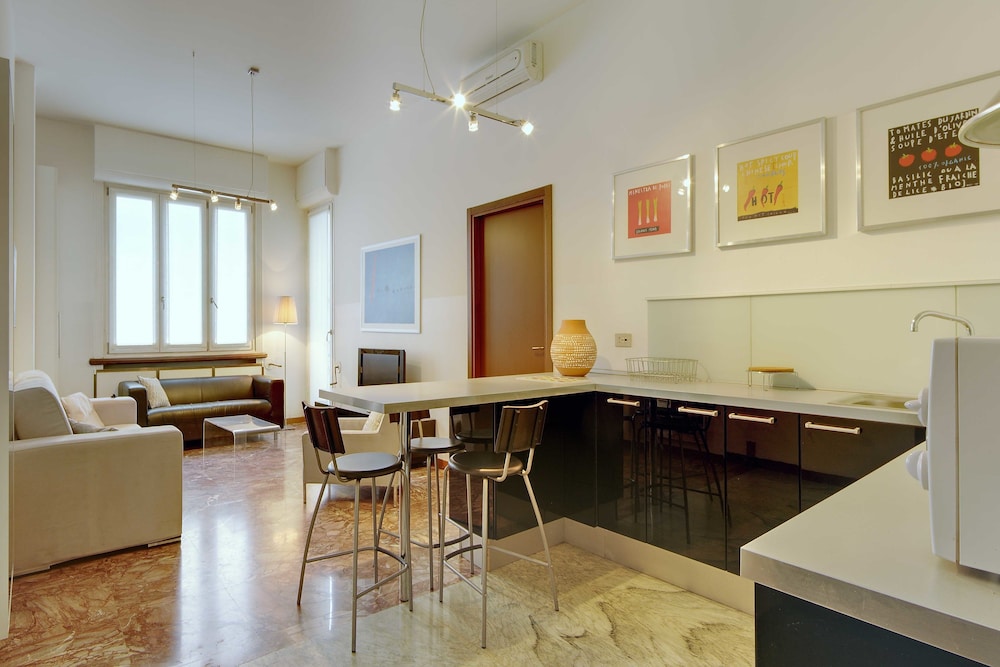Milan Apartment Rental 26/50