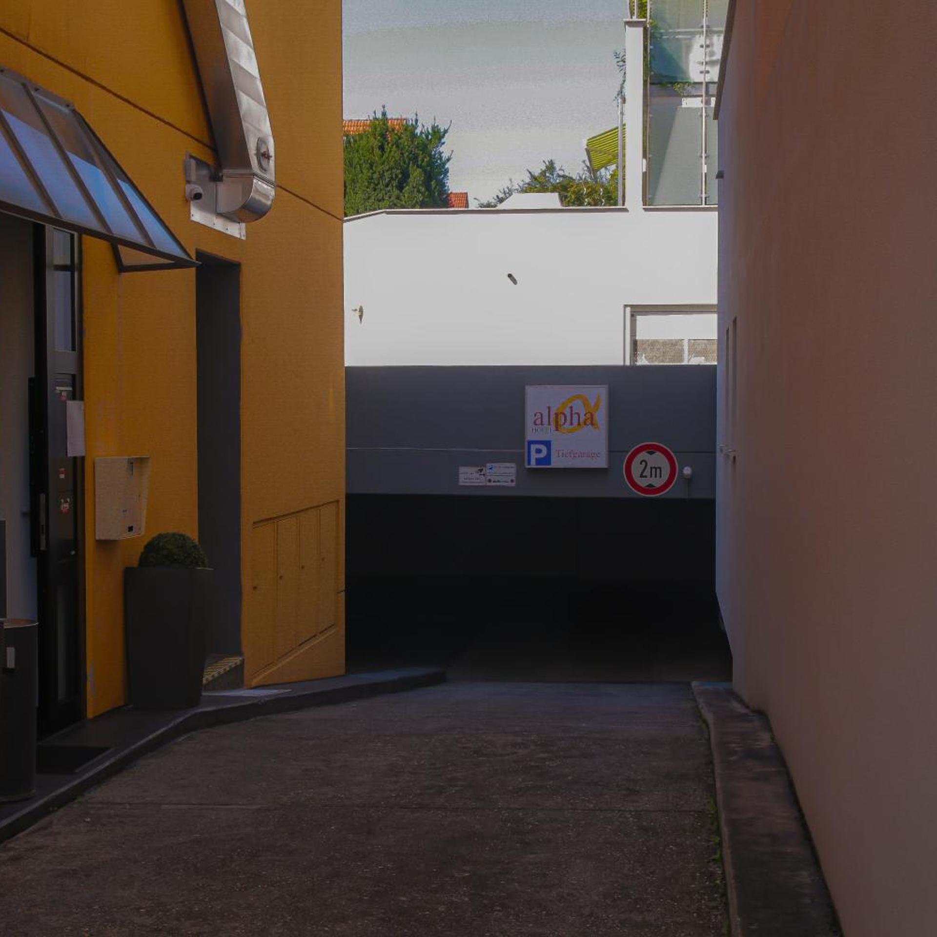 Hotel Alpha 20/26
