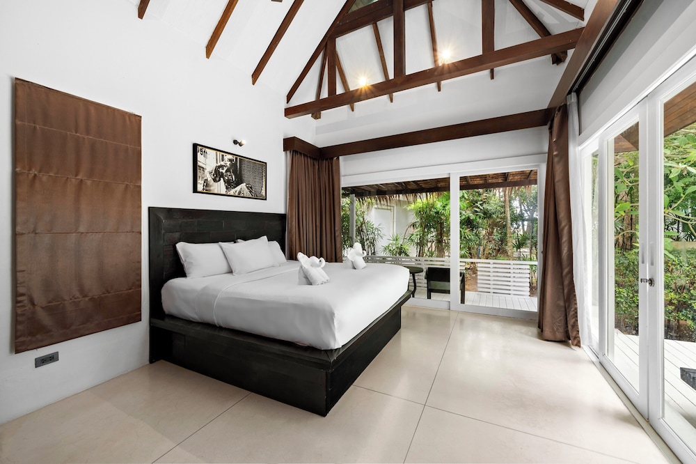 2 Bedrooms, Pool, Family, Villa, 2 Double Beds