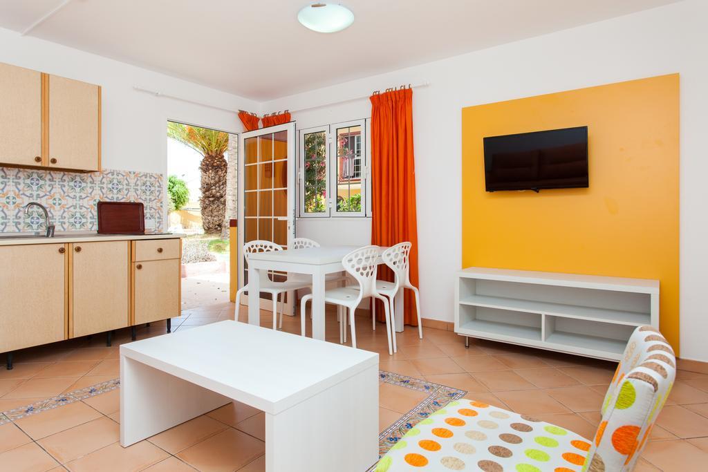 Maxorata Beach Apartments 28/36