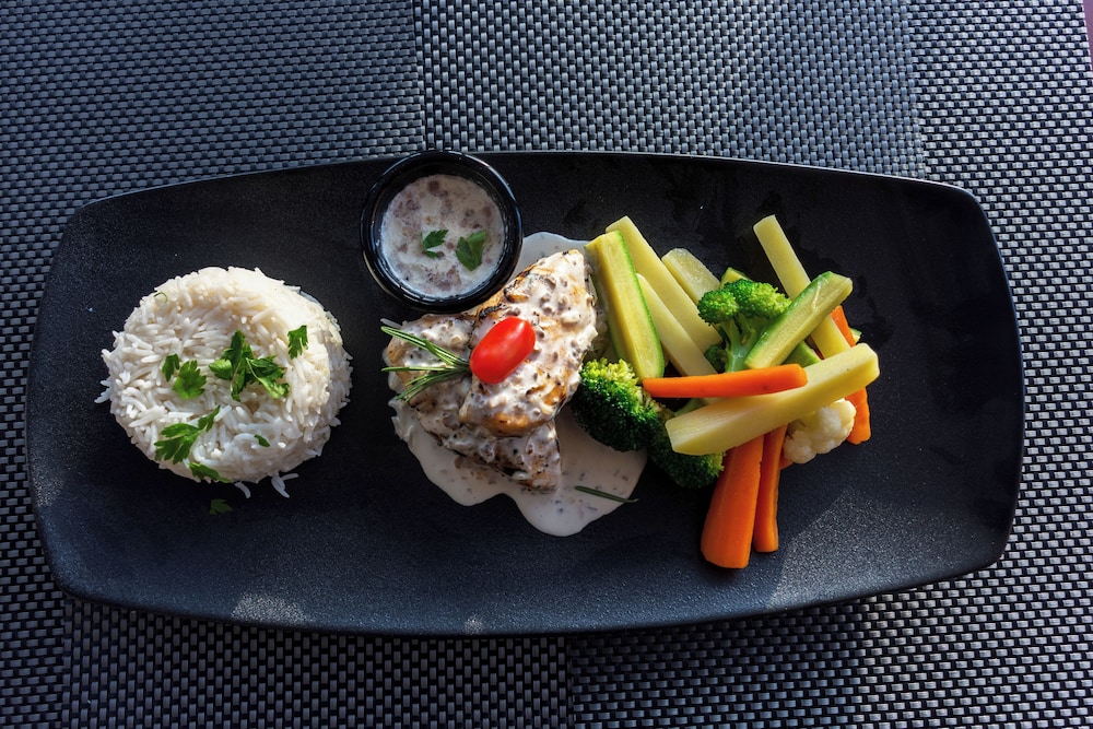 فندق اناله الخبر(Enala Hotel EL Khobar) 21/37