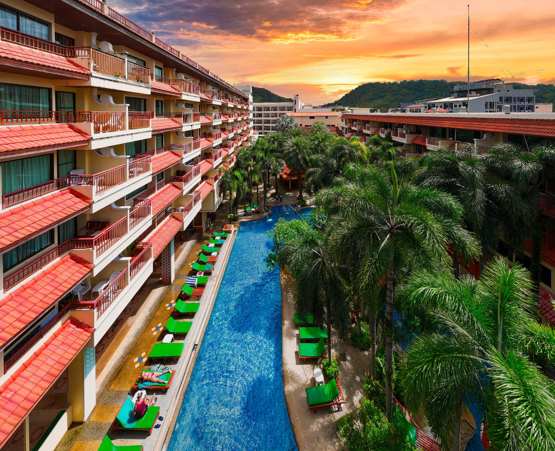 Baumanburi Hotel in PATONG BEACH