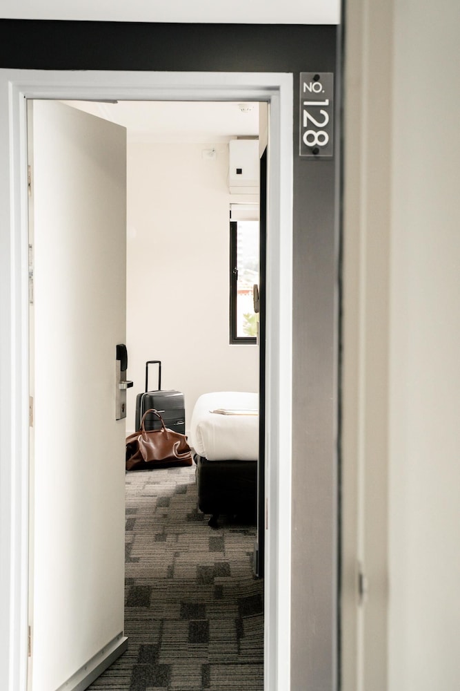 Hotel Totto Wollongong 49/51