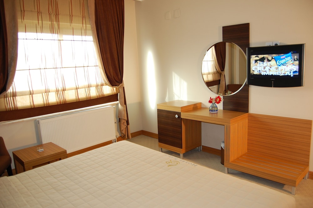 Rabis Hotel 19/45