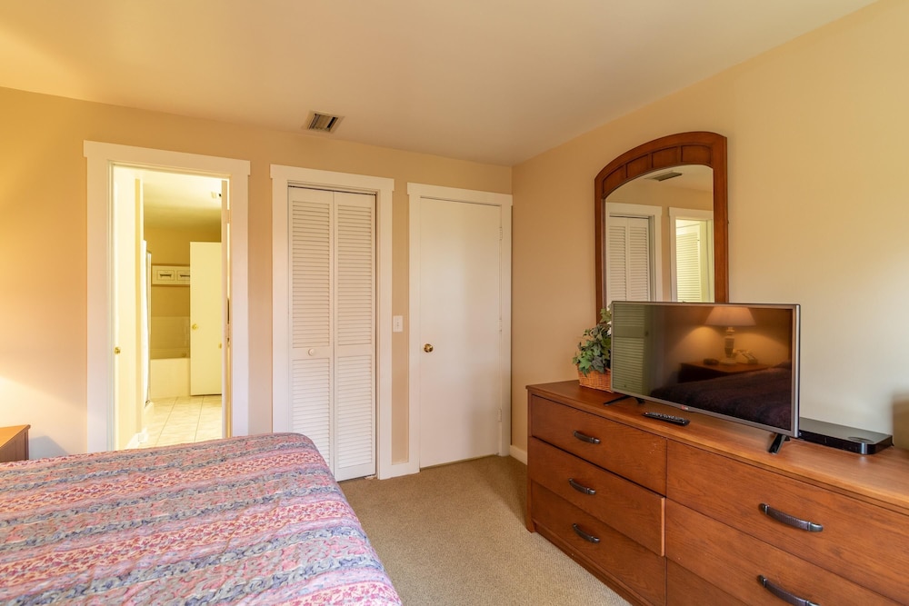 Mountain Villa With Waterpark, Golf, Skiing, Wine Tour Access and More! Massanuttens Shenandoah Vil 15/49