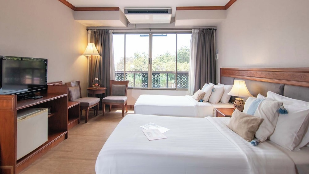 SUPERIOR, TWIN BEDS