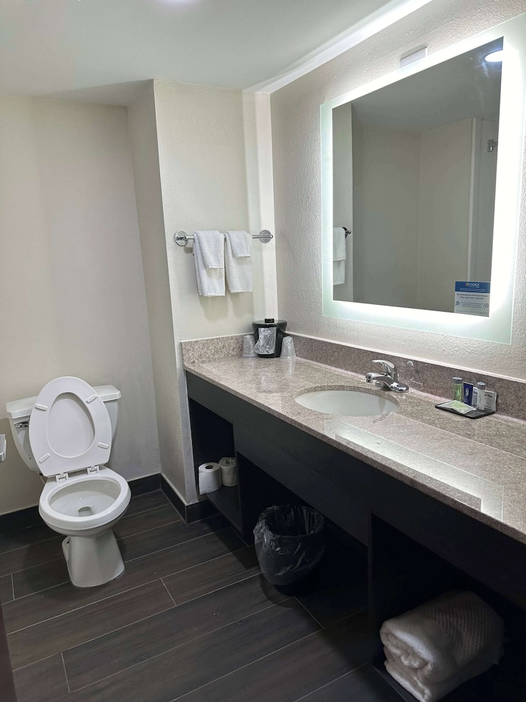 Sleep Inn & Suites Pineville - Alexandria 61/65