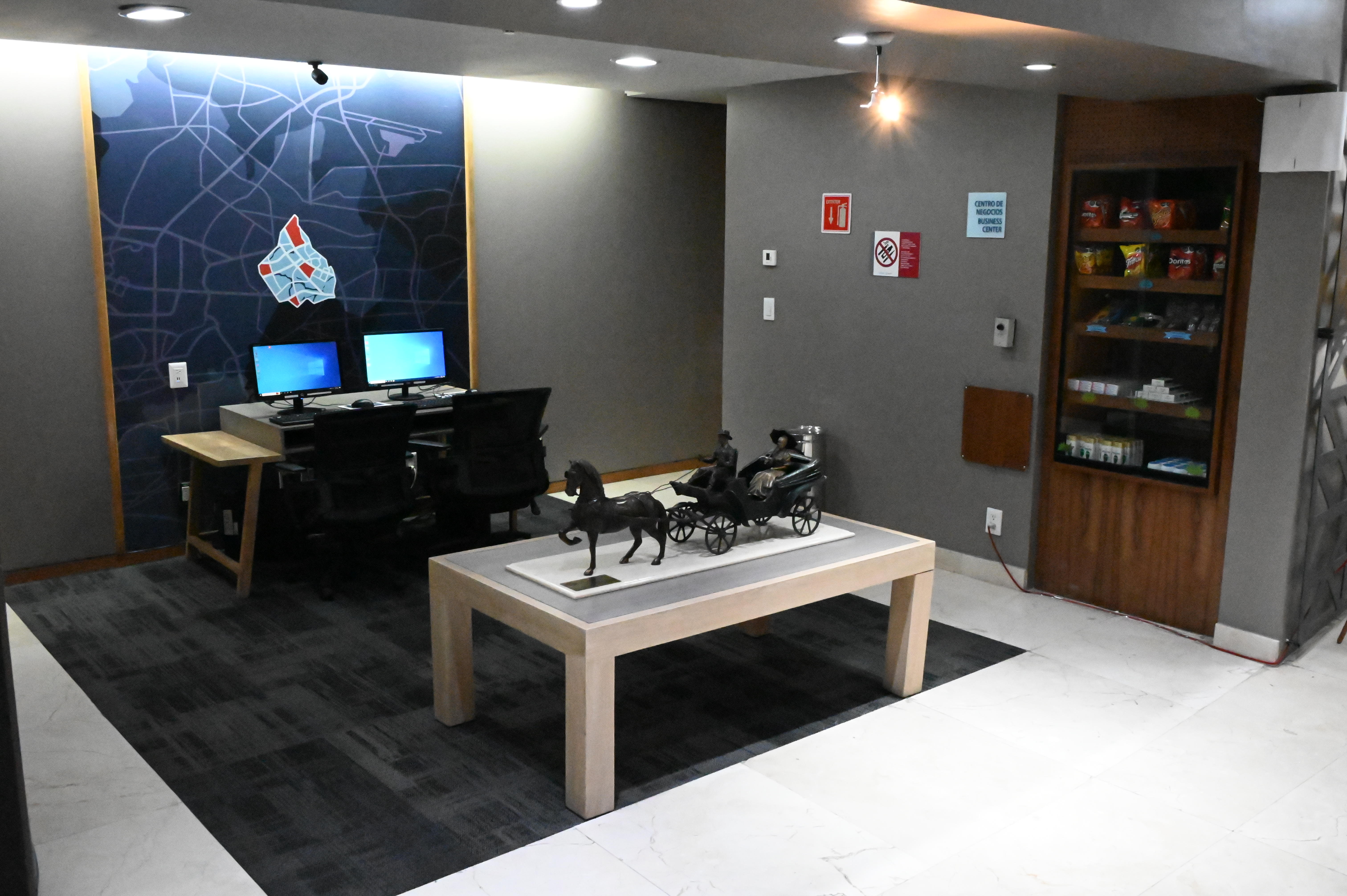 Holiday Inn Express Mexico Reforma, an IHG Hotel 10/66