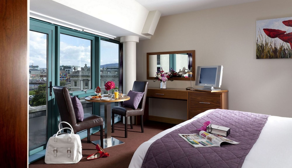 Beresford Hotel 42/58