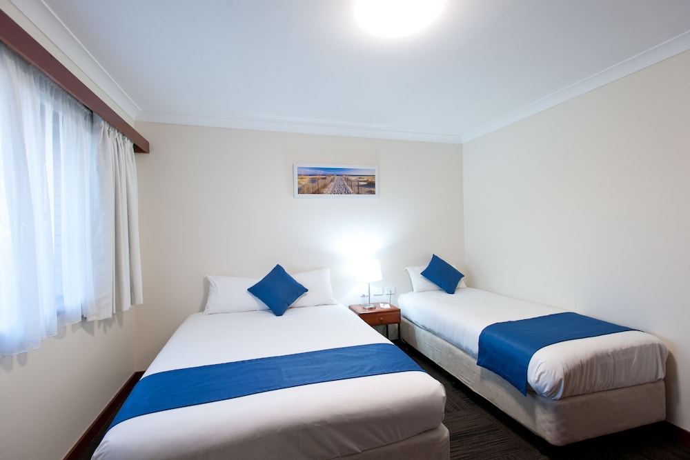 Admiral Motel Bunbury 18/59