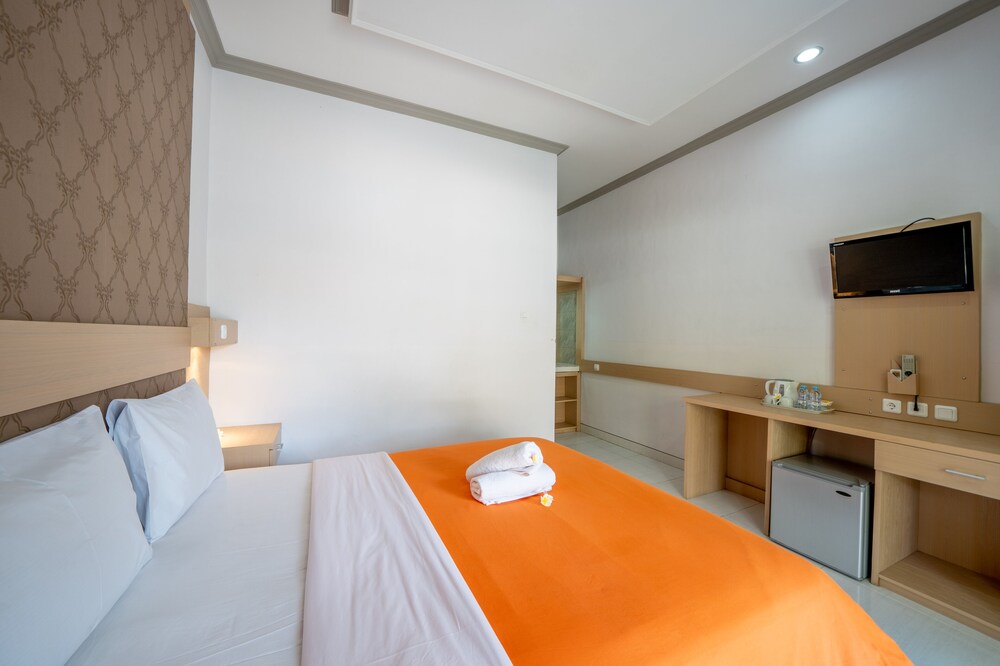 1 BEDROOM, DELUXE