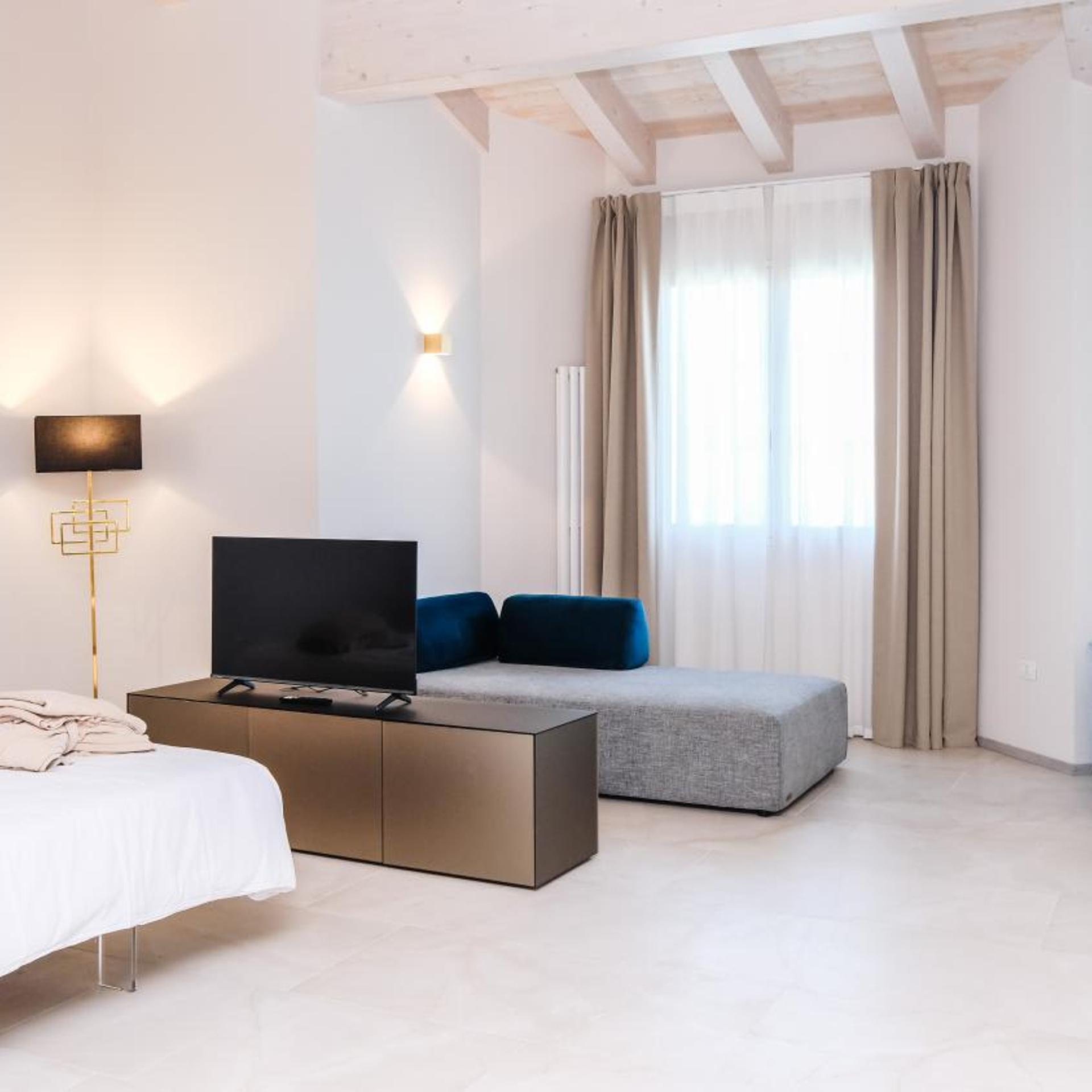 Luxury, Suite, King Bed
