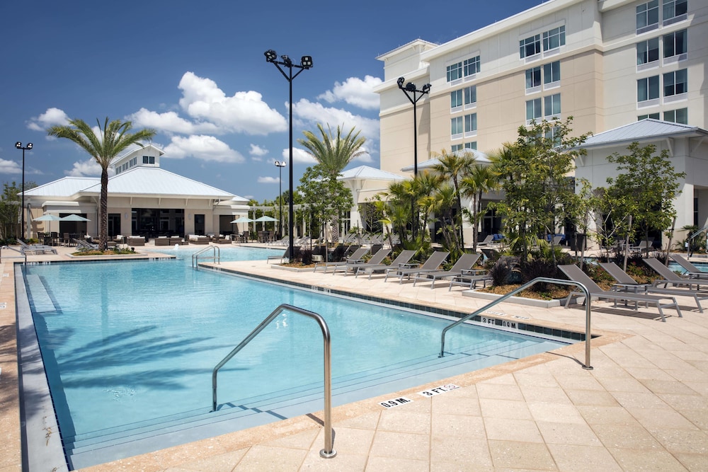TownePlace Suites Orlando at Flamingo Crossings Town Center/Western Entrance 35/69