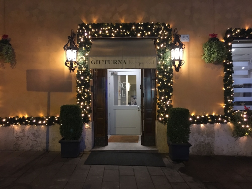 Giuturna Boutique Hotel 67/73