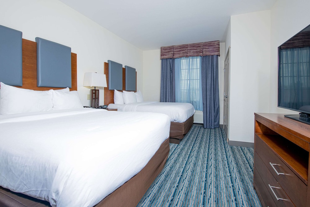 Comfort Suites Oil Center 15/60
