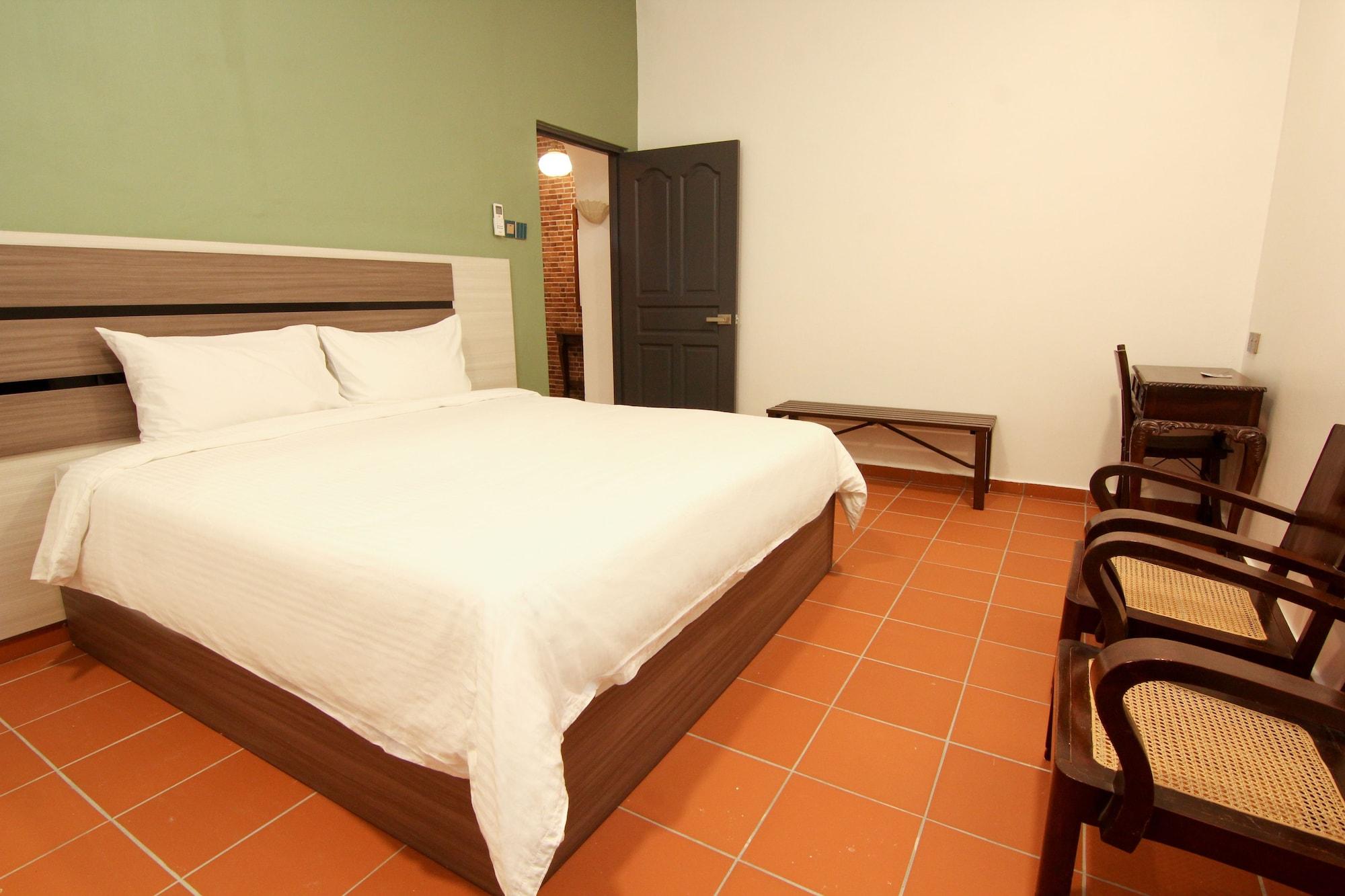 Pearl Inn 21/54