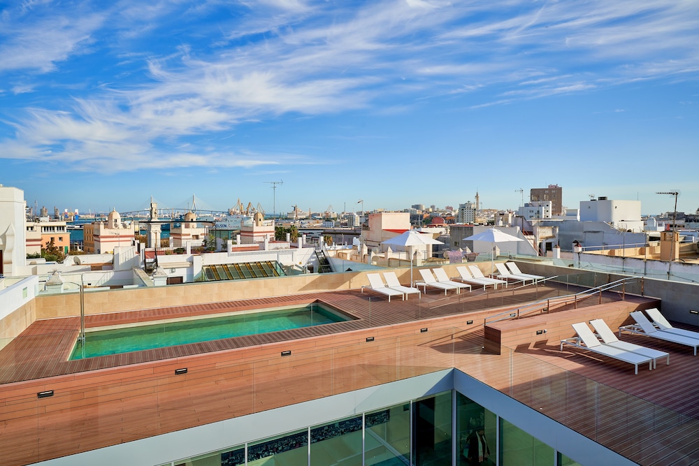 Tandem Torres de Cadiz Suites 41/50