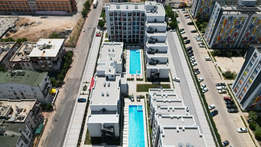 C Suites Antalia 3/50