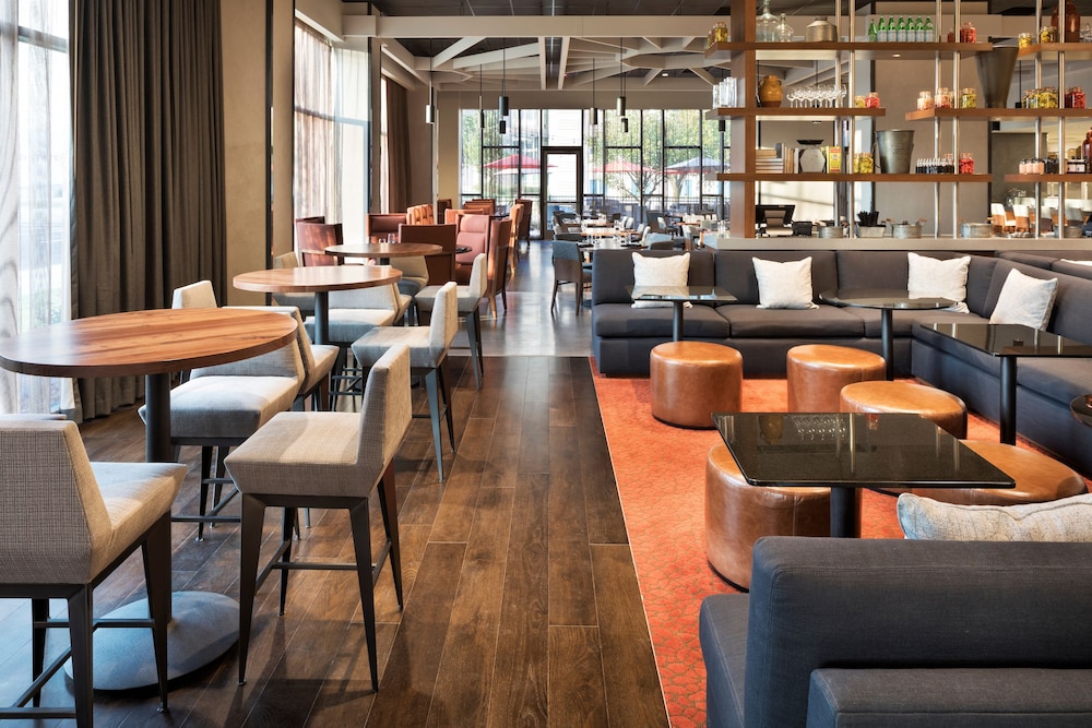 THE WESTIN JACKSON 45/56