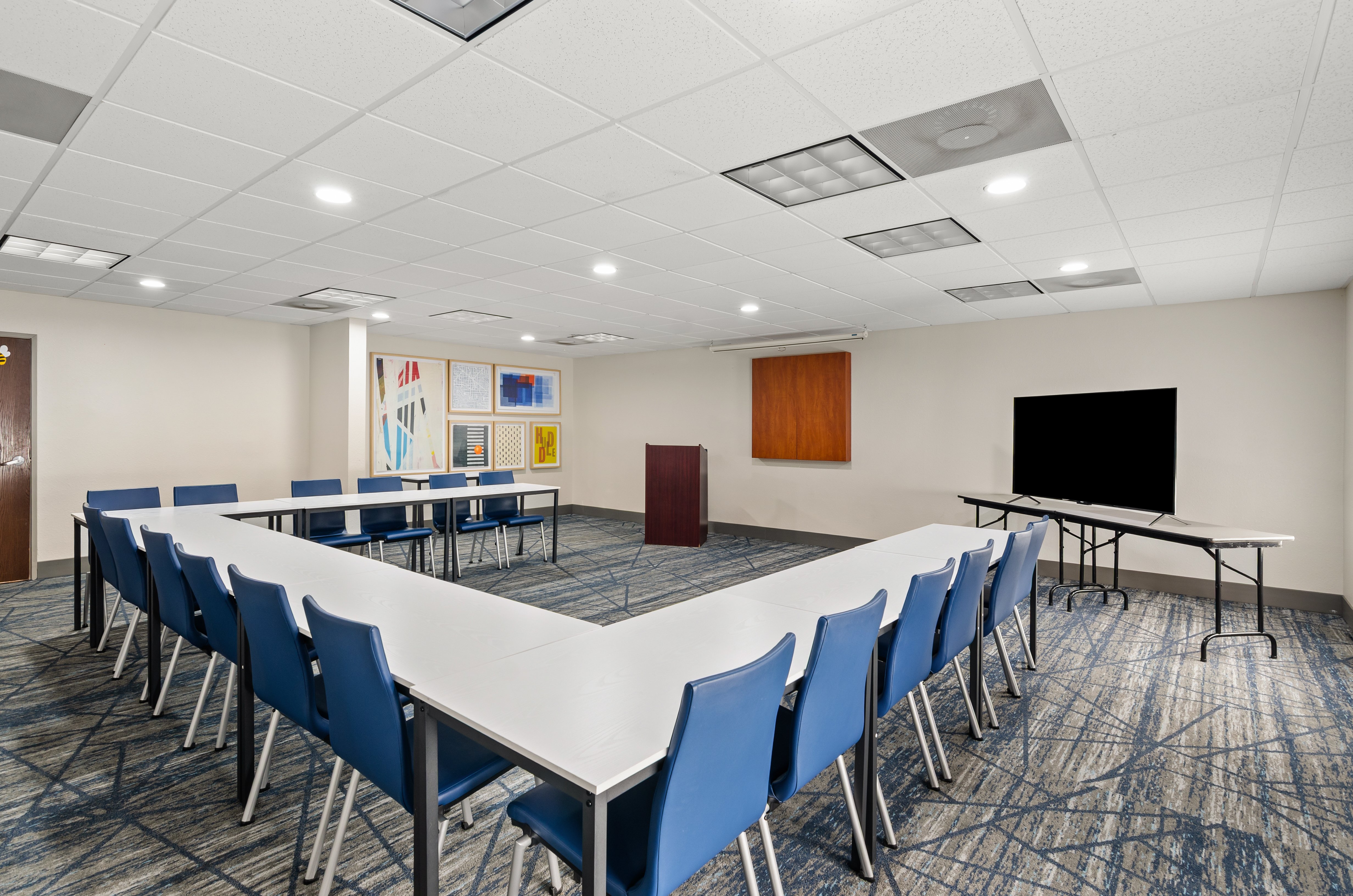 Holiday Inn Express Princeton I-77 63/69
