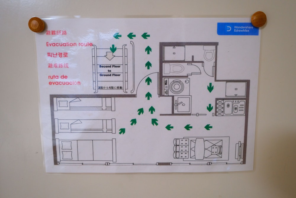 Rooms 33/50