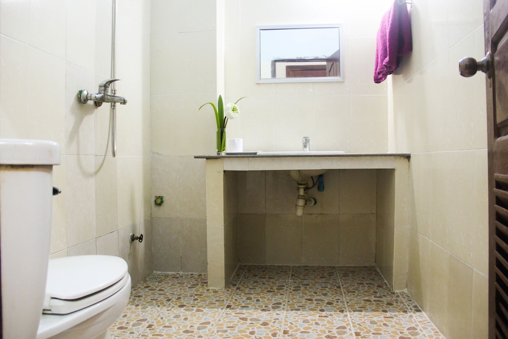 Room, Twin Beds, with Fan، Tropical Breeze Guesthouse 4/4