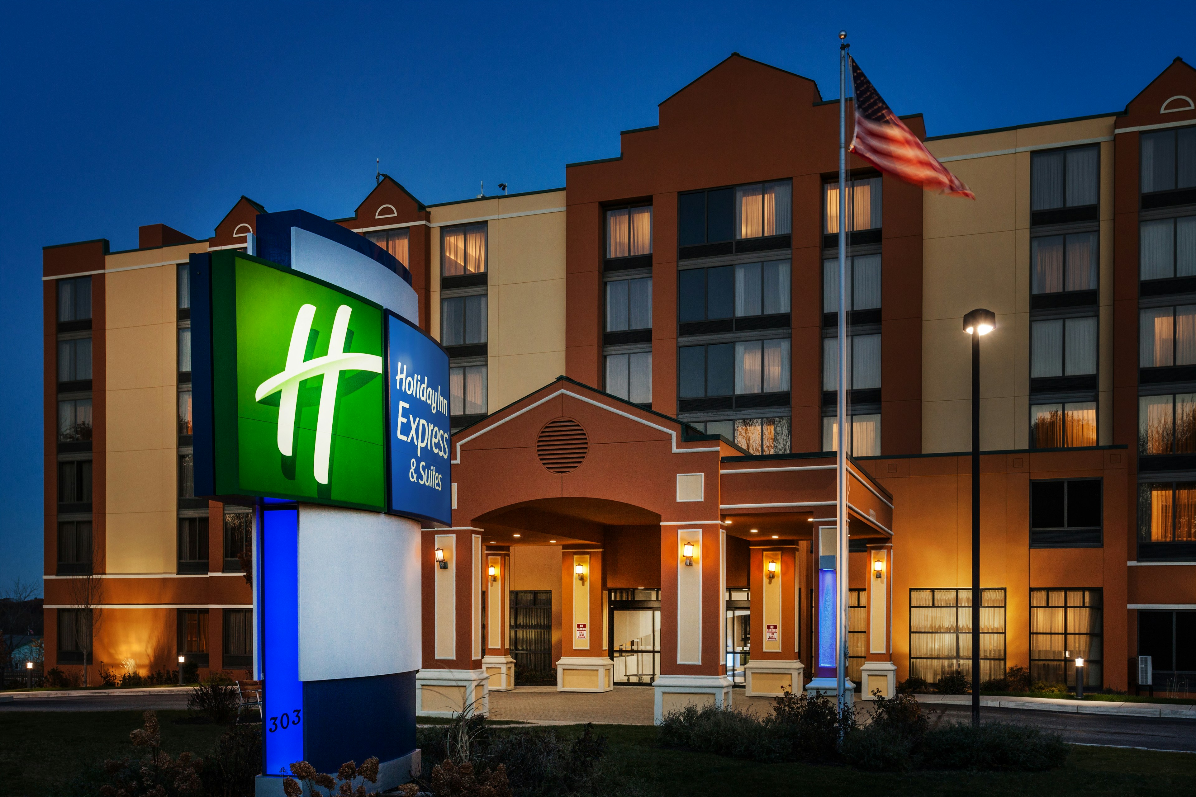Holiday Inn Express Hotel & Suites South Portland 3/54