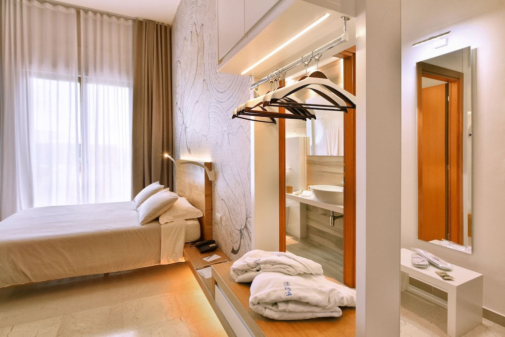Hotel D Altavilla 20/63