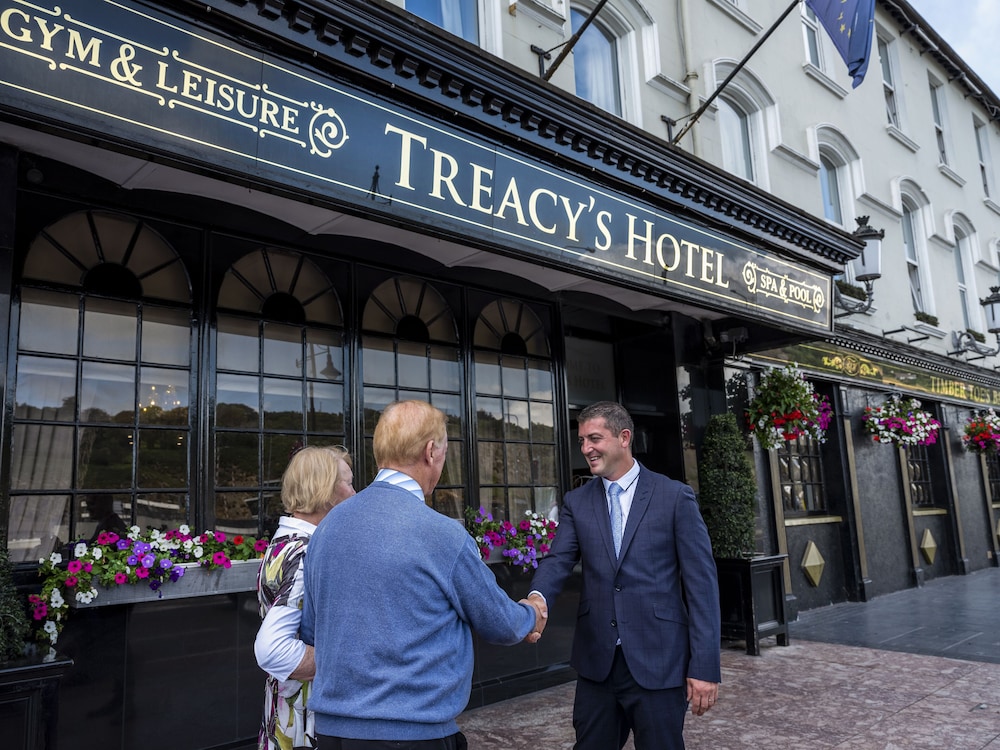 Treacys Hotel Waterford 5/70
