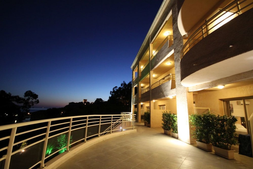Hotel Costa Rossa 5/47