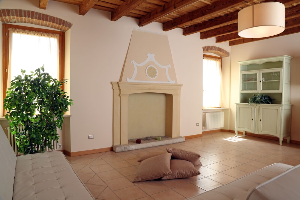 Residence Borgo Mondragon 14/44