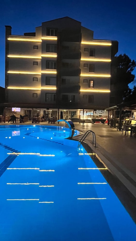 Opus Apart Hotel 4/63
