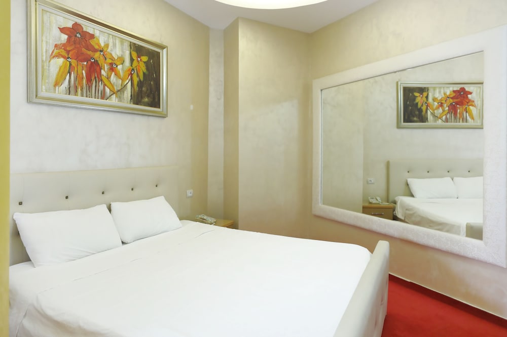 Hotel Gjuta 8/28