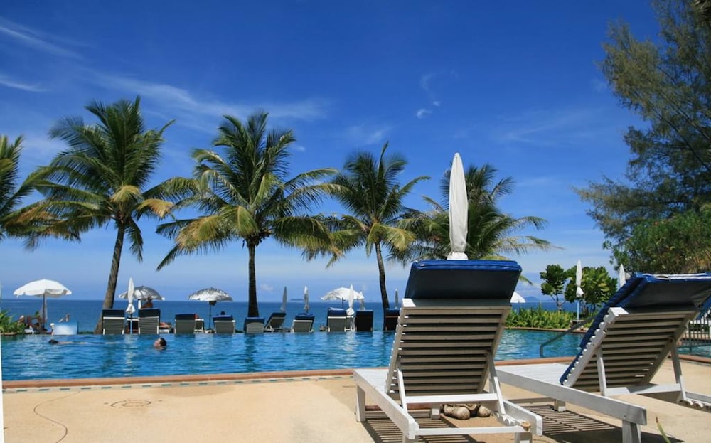 LANTA CASUARINA BEACH RESORT 54/59