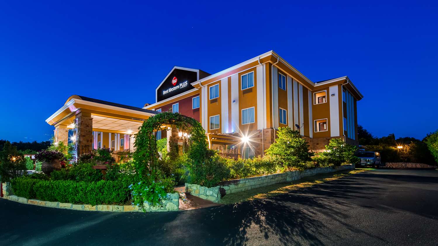 Blanco River Hotel Ex Blanco Luxury Inn Suites 4/59