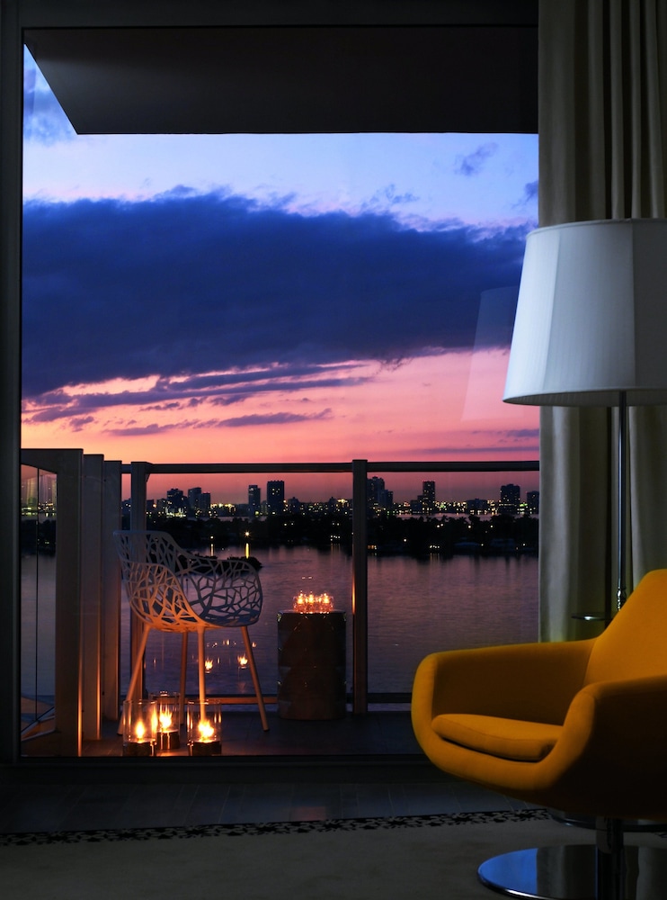 Mondrian South Beach 60/64