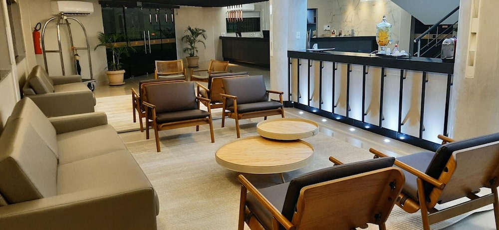Atrium Confort Hotel Parauapebas 38/48
