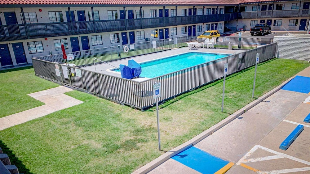 Motel6 Amarillo, TX - Airport 32/37
