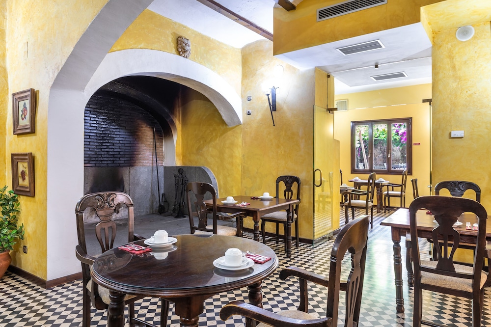 Sao Joao de Deus by RIDAN Hotels 58/68