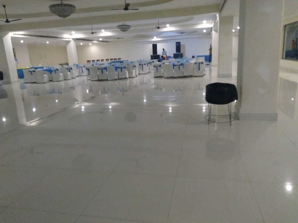 Hotel Rudra Continental 4/47