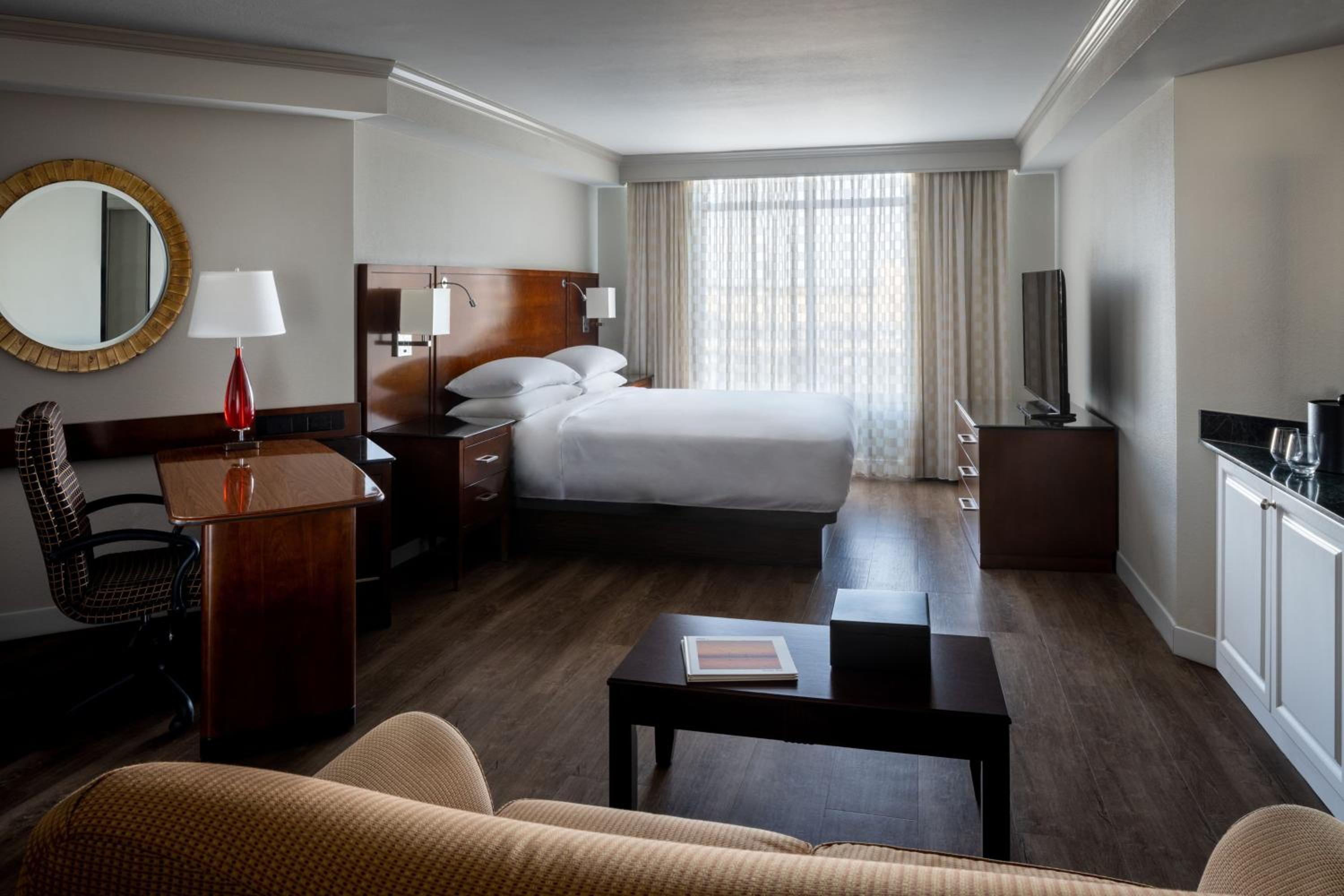 جناح جونيور، Marriott St Petersburg Clearwater 4/9