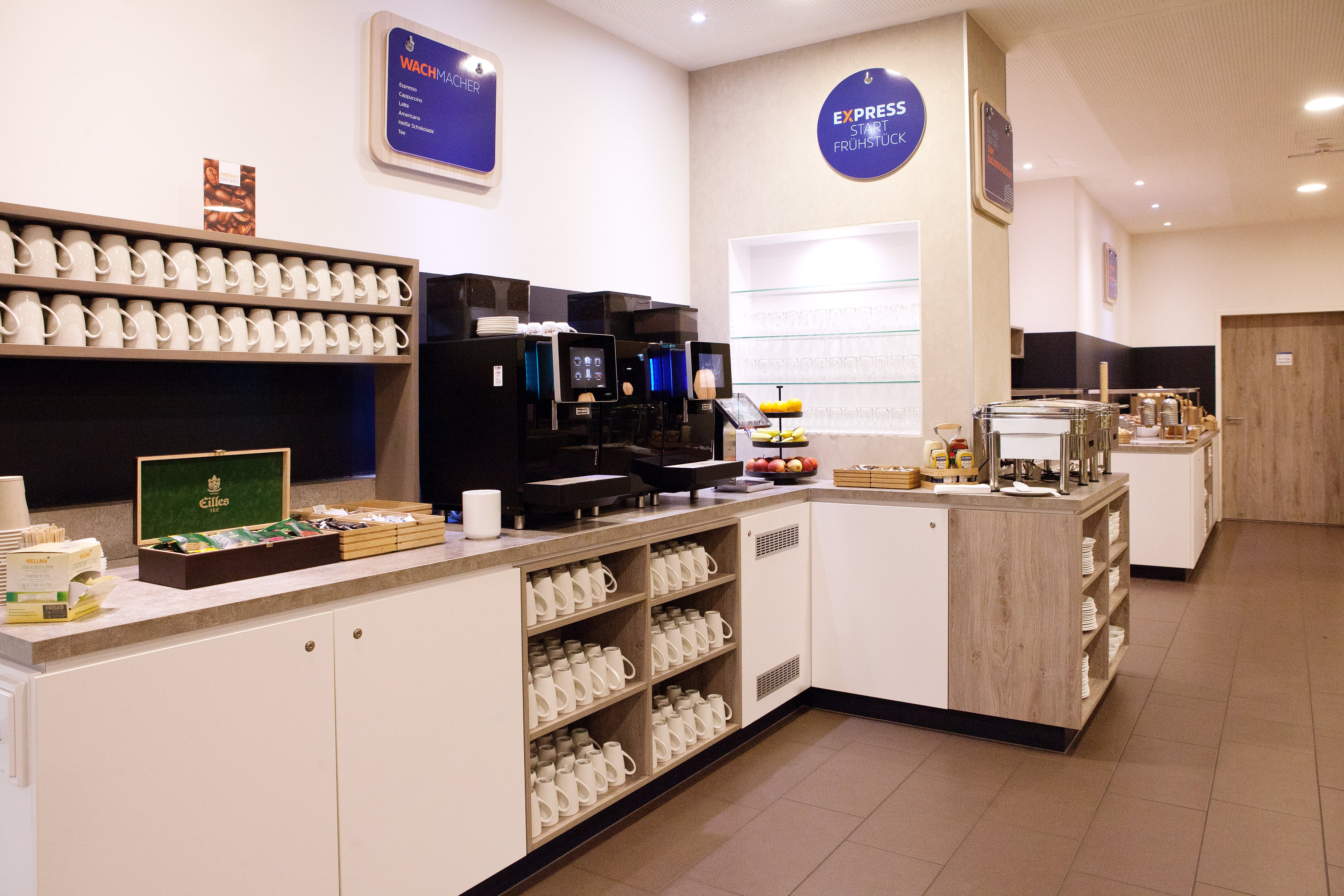 Holiday Inn Express Friedrichshafen 75/76