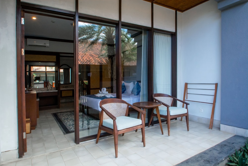 Kubu Beach Lovina 50/72