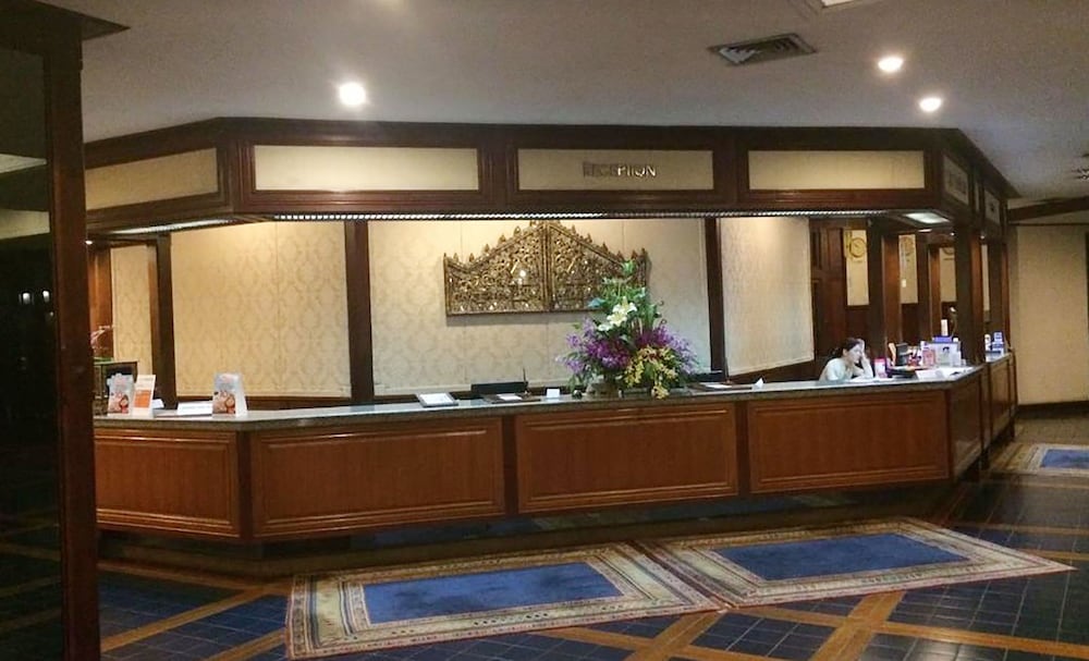 Chiang Mai Orchid Hotel 7/64