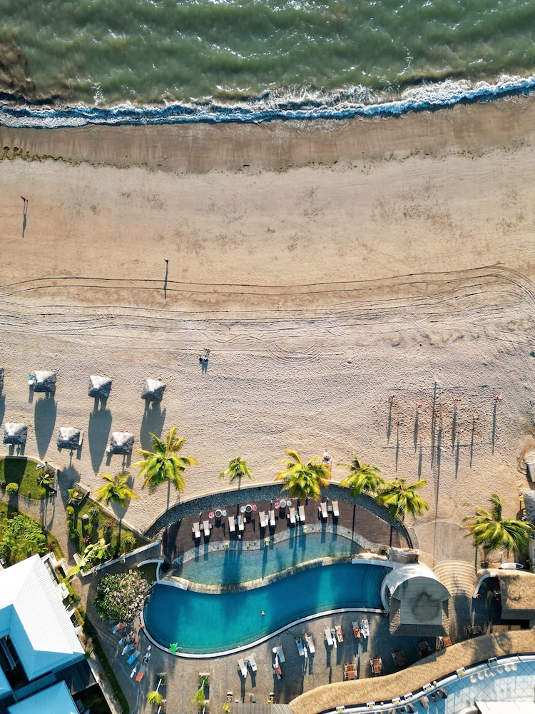 Palm Beach Resort Spa 85/90