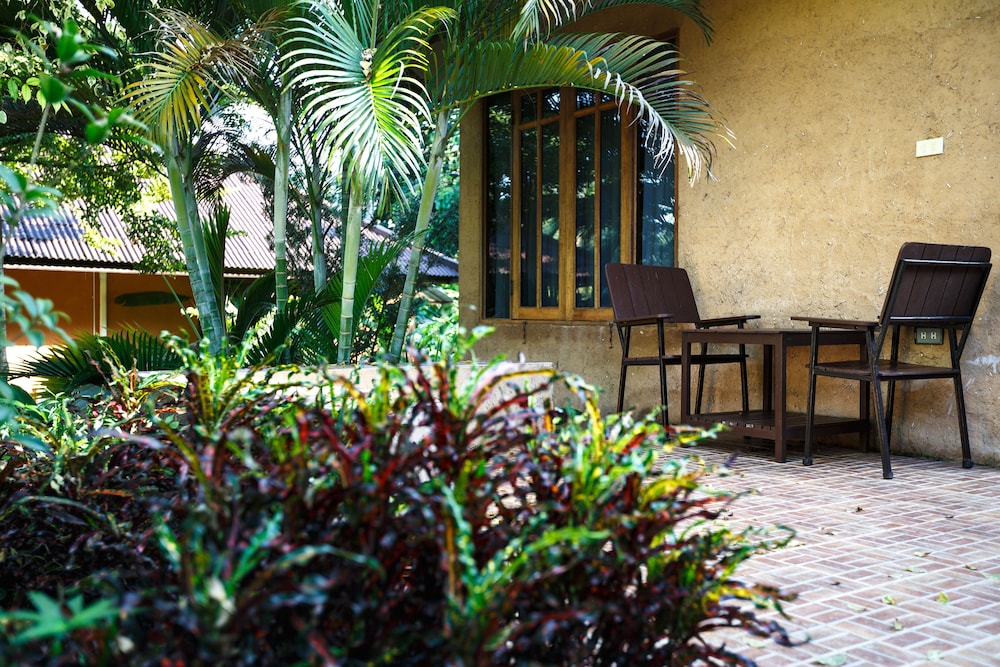 Mohnfahsai Home Resort 10/66
